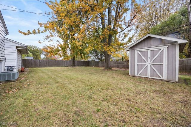 2209 W 40th Street, Lorain, OH 44053