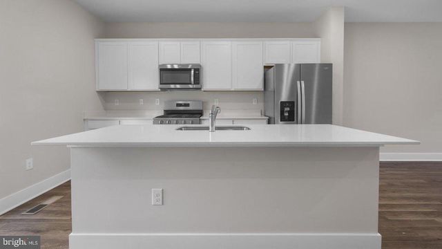 368 HACKLEY DR, Joppa, MD 21085