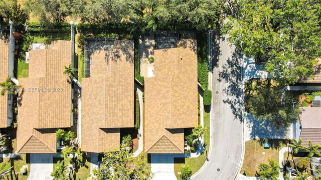 63 N Ironwood Way N, Palm Beach Gardens, FL 33418