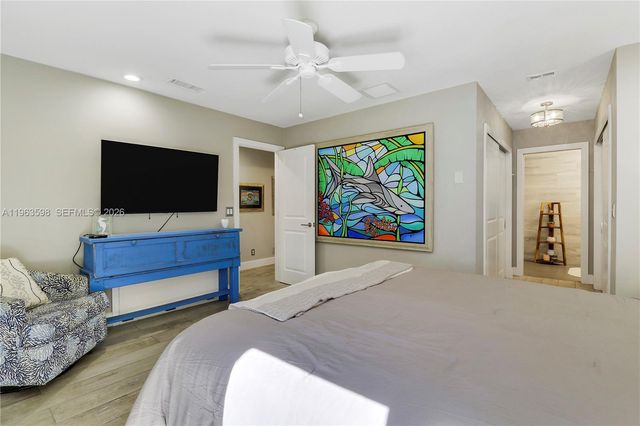 63 N Ironwood Way N, Palm Beach Gardens, FL 33418