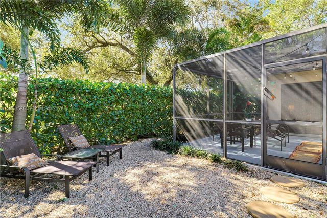 63 N Ironwood Way N, Palm Beach Gardens, FL 33418