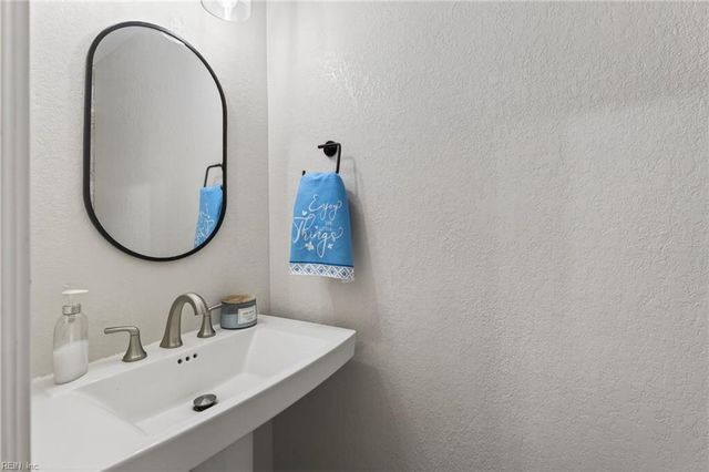 1220 Garth CT, Virginia Beach, VA 23454