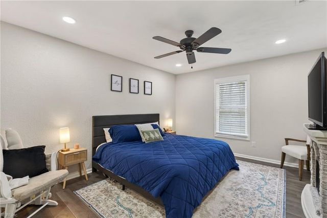 1220 Garth CT, Virginia Beach, VA 23454