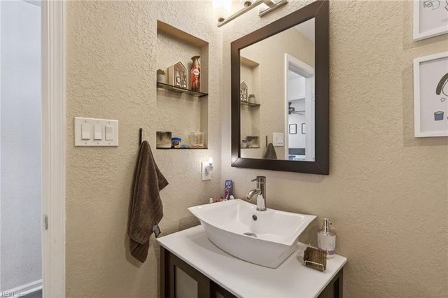 1220 Garth CT, Virginia Beach, VA 23454