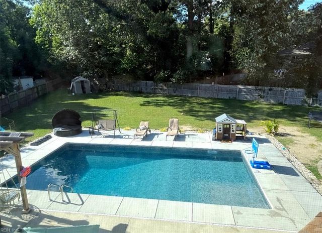 1220 Garth CT, Virginia Beach, VA 23454