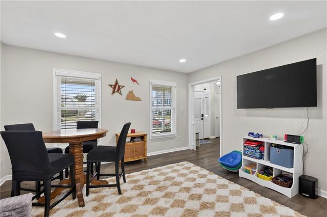 1220 Garth CT, Virginia Beach, VA 23454