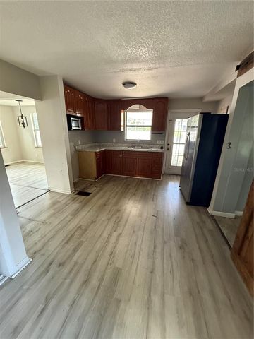 137 E MAINE AVENUE, Longwood, FL 32750