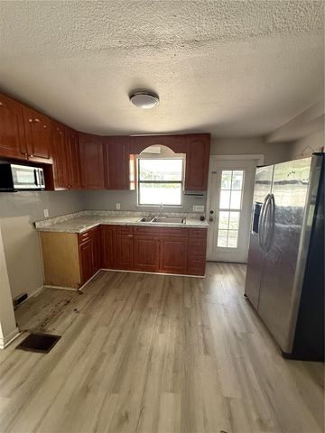 137 E MAINE AVENUE, Longwood, FL 32750