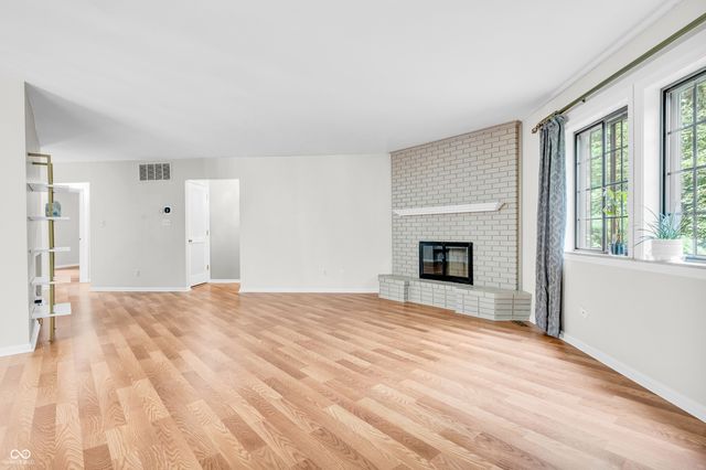 2267 Rome Drive A, Indianapolis, IN 46228