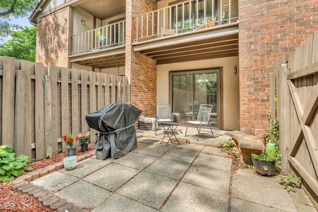 2267 Rome Drive A, Indianapolis, IN 46228