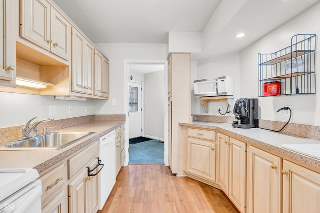 2267 Rome Drive A, Indianapolis, IN 46228