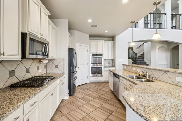 1902 Sirius Grove, San Antonio, TX 78245