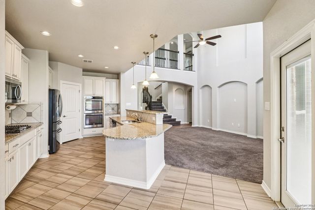 1902 Sirius Grove, San Antonio, TX 78245