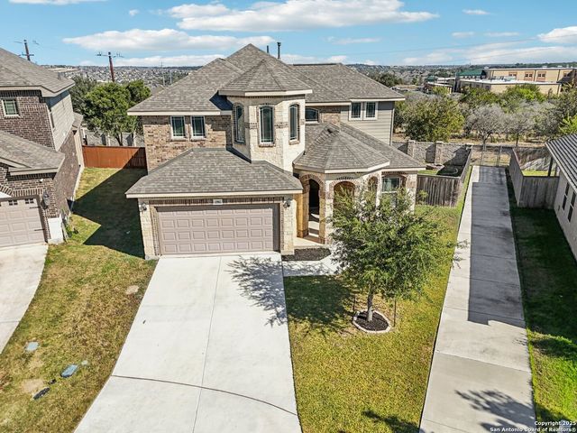 1902 Sirius Grove, San Antonio, TX 78245