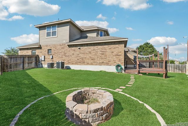 1902 Sirius Grove, San Antonio, TX 78245