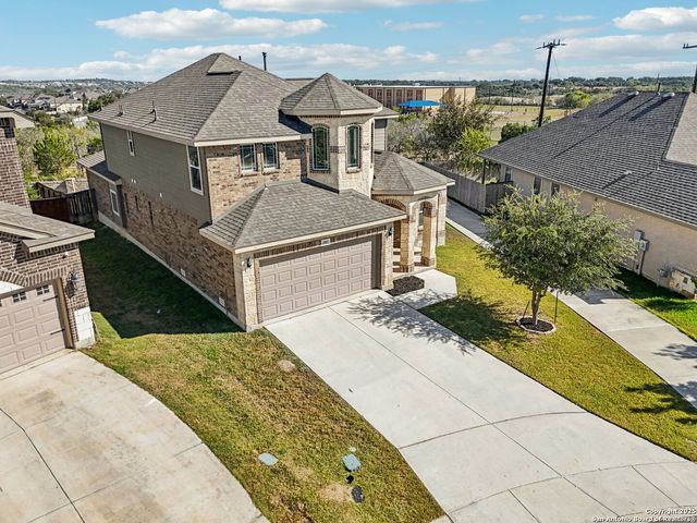 1902 Sirius Grove, San Antonio, TX 78245