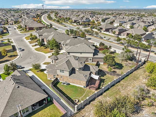 1902 Sirius Grove, San Antonio, TX 78245