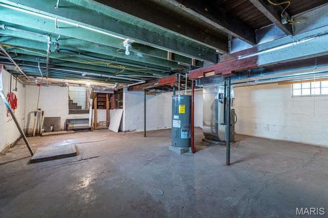 1111 Greenwood Street, Madison, IL 62060