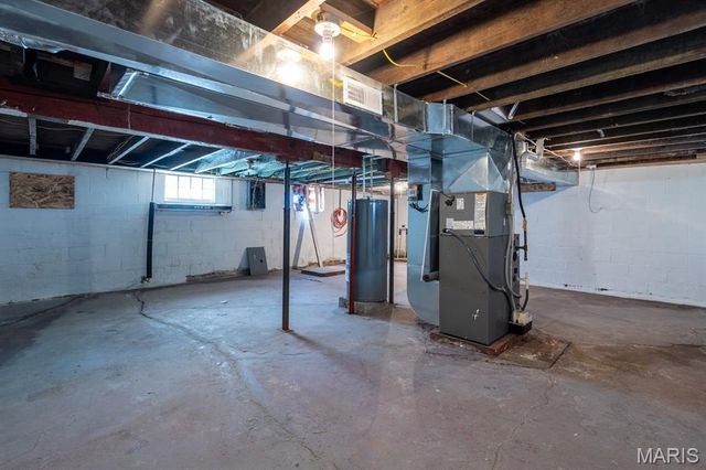 1111 Greenwood Street, Madison, IL 62060