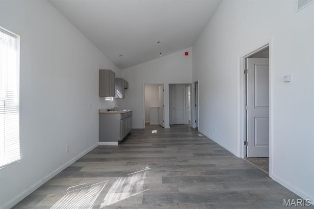 1111 Greenwood Street, Madison, IL 62060