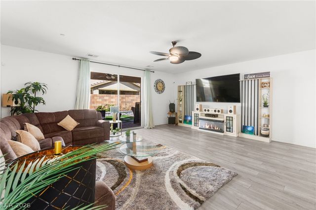 808 Aurelie Ridge Street, Henderson, NV 89011