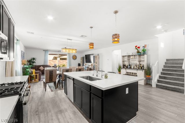 808 Aurelie Ridge Street, Henderson, NV 89011