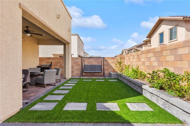 808 Aurelie Ridge Street, Henderson, NV 89011
