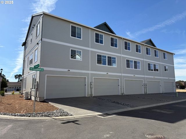 5153 Se DAVIS Rd, Hillsboro, OR 97123