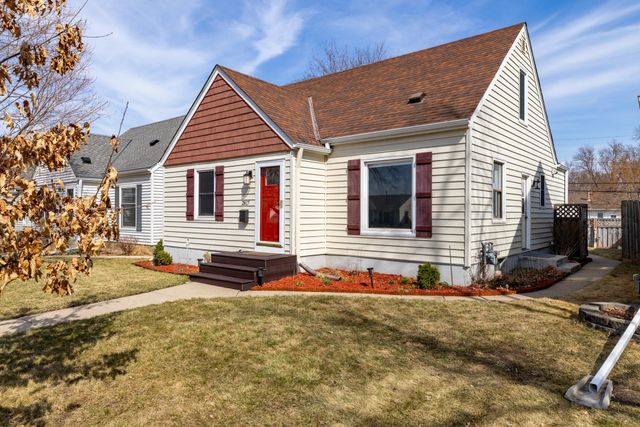 2817 Kentucky Avenue S, Saint Louis Park, MN 55426