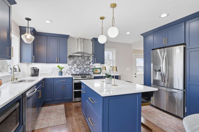 2817 Kentucky Avenue S, Saint Louis Park, MN 55426