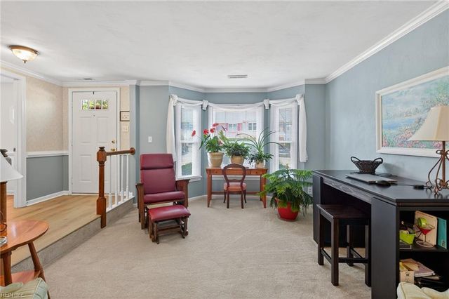 5320 Brookstone LN, Virginia Beach, VA 23455
