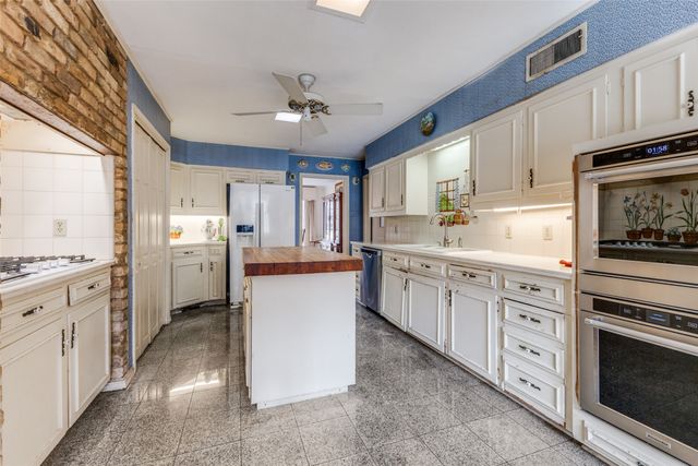 1005 Forest Grove Drive, Dallas, TX 75218