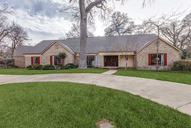 1005 Forest Grove Drive, Dallas, TX 75218