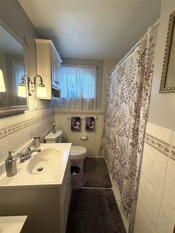 182 Margaretta Street, Carnegie, PA 15106