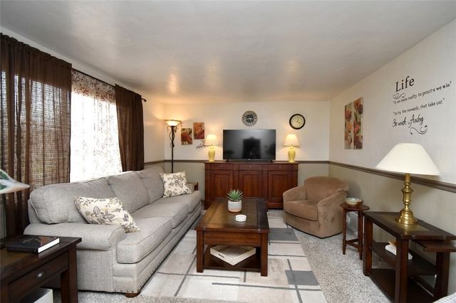 182 Margaretta Street, Carnegie, PA 15106