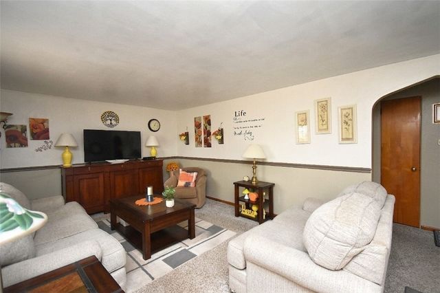 182 Margaretta Street, Carnegie, PA 15106