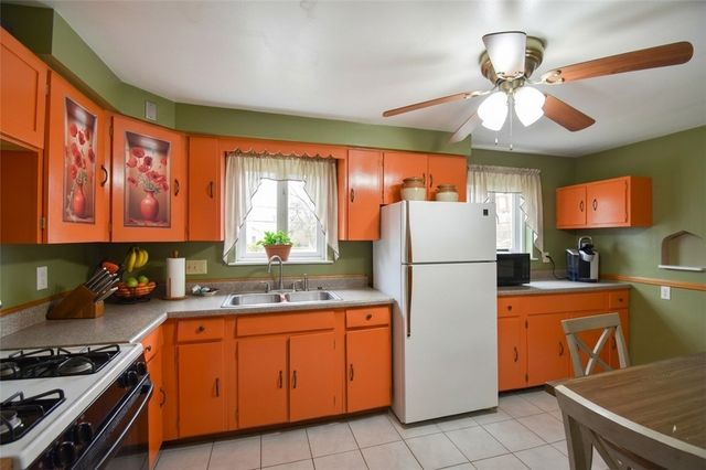 182 Margaretta Street, Carnegie, PA 15106