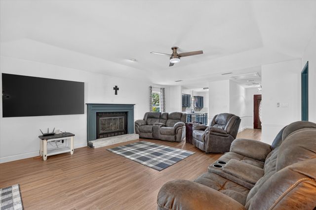 1425 Pioneer Drive, Lowry Crossing, TX 75069