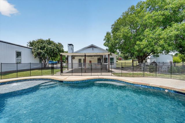 1425 Pioneer Drive, Lowry Crossing, TX 75069