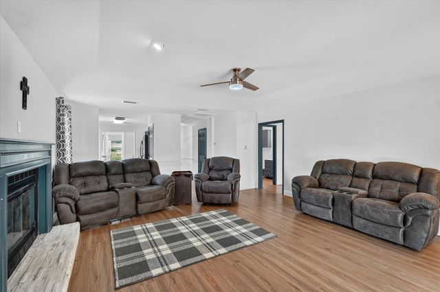 1425 Pioneer Drive, Lowry Crossing, TX 75069