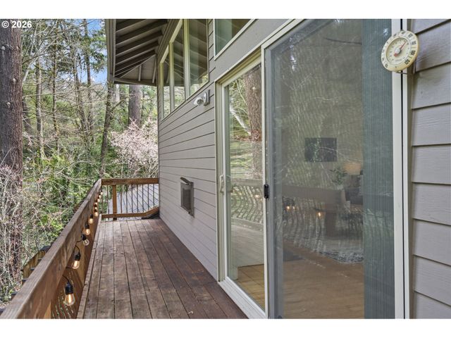 4249 Sw DOSCH Rd, Portland, OR 97239