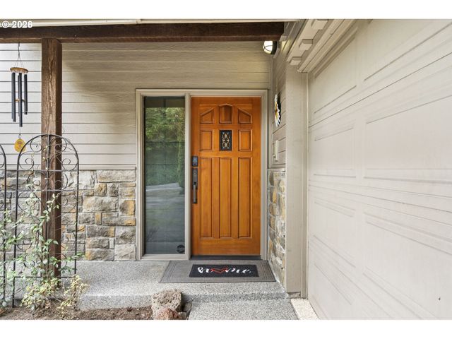 4249 Sw DOSCH Rd, Portland, OR 97239