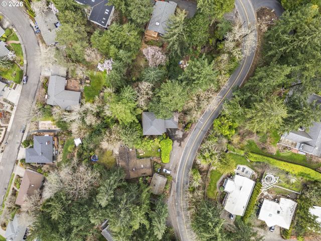 4249 Sw DOSCH Rd, Portland, OR 97239