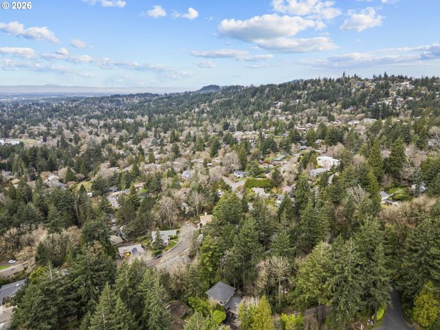 4249 Sw DOSCH Rd, Portland, OR 97239