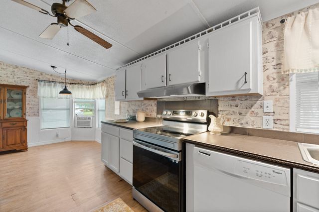 6677 County Road 2008, Glen Rose, TX 76043