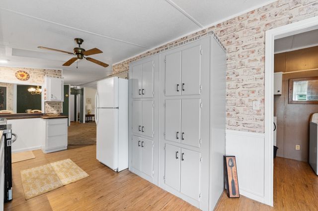 6677 County Road 2008, Glen Rose, TX 76043