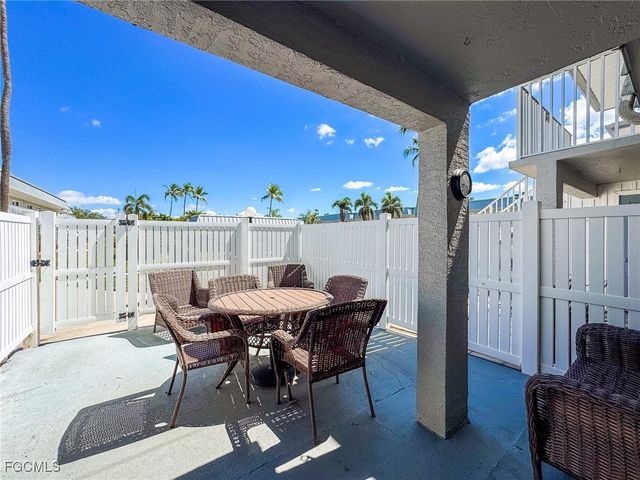 6777 Winkler RD 150, Fort Myers, FL 33919