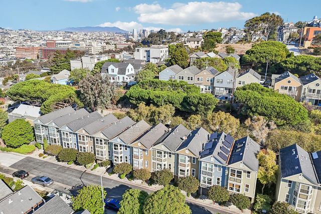 52 Littlefield Terrace, San Francisco, CA 94107