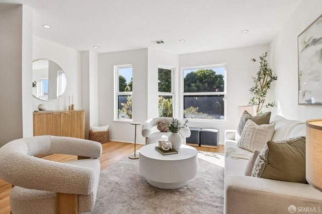 52 Littlefield Terrace, San Francisco, CA 94107