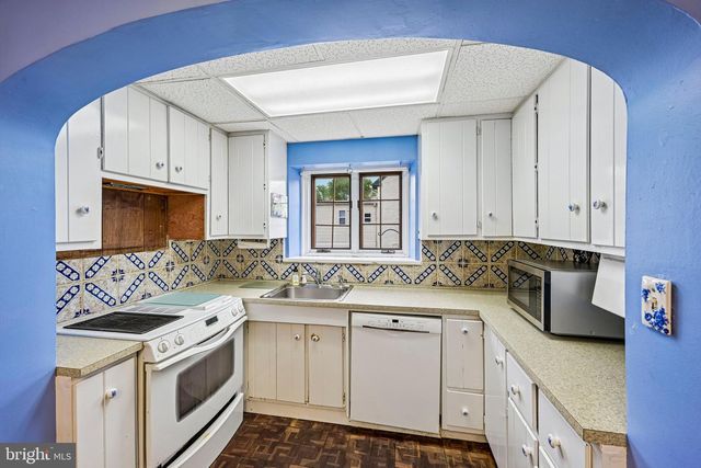 123 MONTGOMERY AVE, Norristown, PA 19401